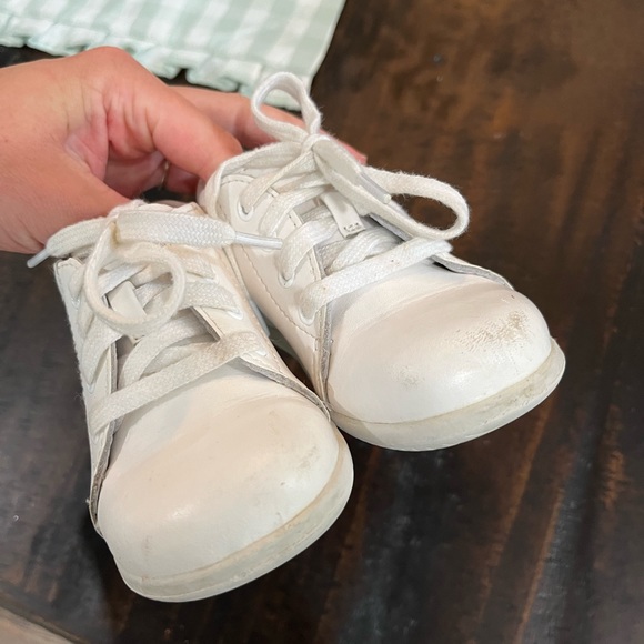 Life Stride White Walking Shoes - Picture 4 of 4